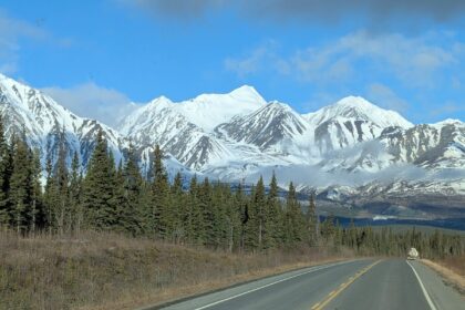 Snow-capped mountains along the Alaska Highway in the Yukon between Haines Junction and Tok